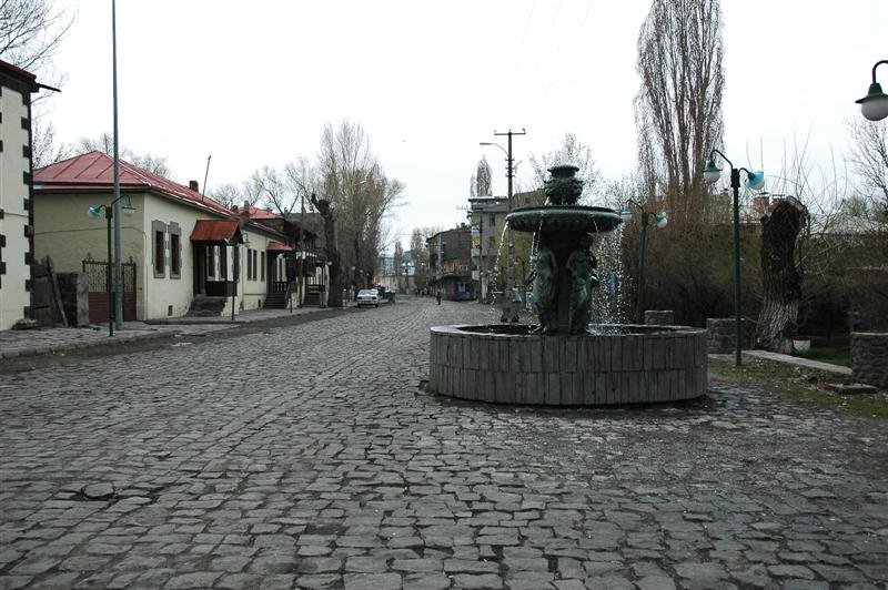 kars-2007-cesme.JPG