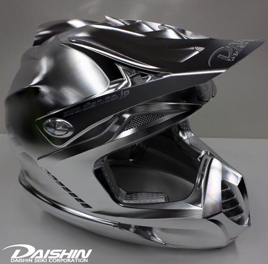 Kask 039 Aluminum motorcycle helmet carved by 5 axis milling machine.jpg