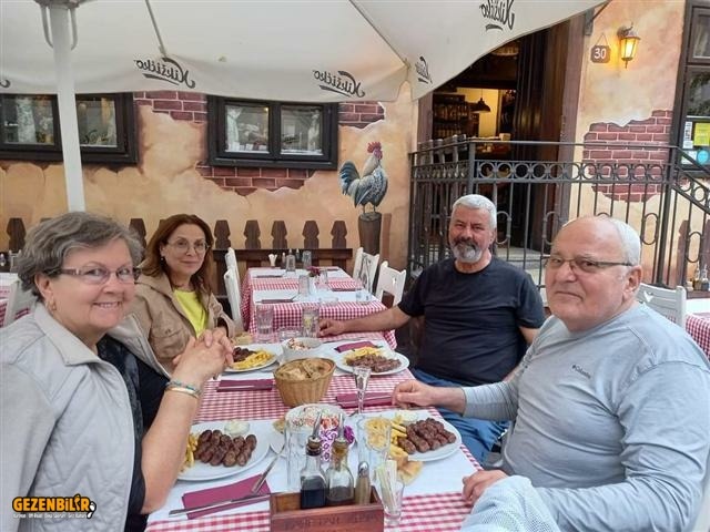 Köfteci (Small).jpg