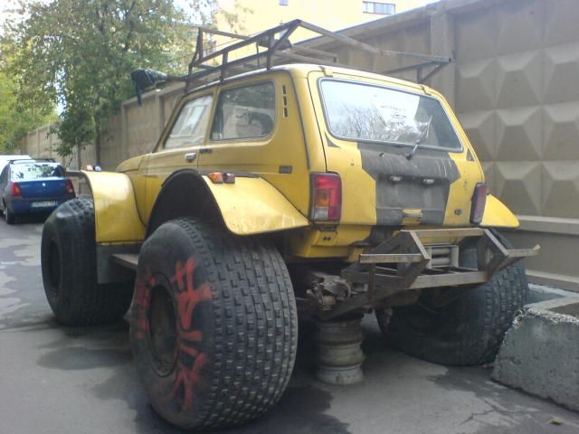 LADA street monster on Moscow streets,.jpg