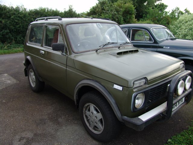 Lada_Niva_New_Colour_3.jpg