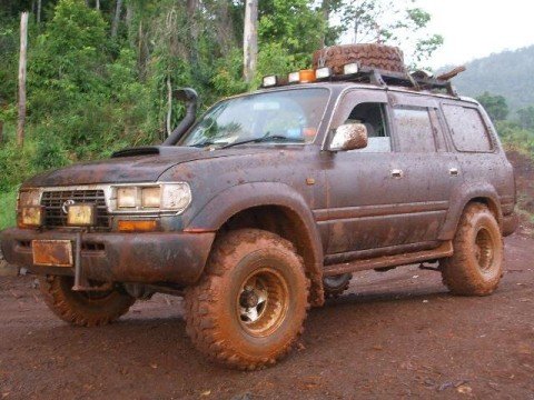 Land Cruiser VX80(36).jpg