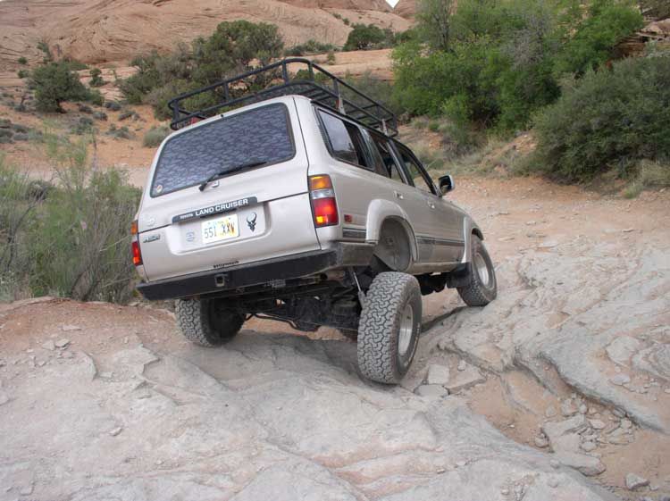 Land Cruiser VX80(77).jpg