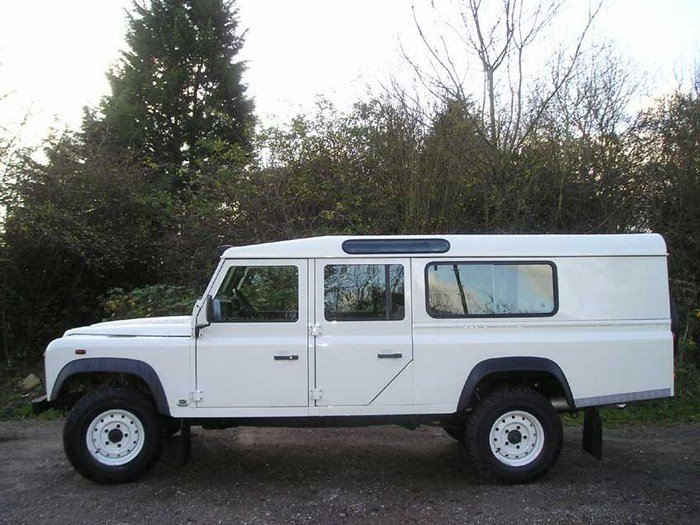 Land-Rover-130-Defender-Conversion1.jpg