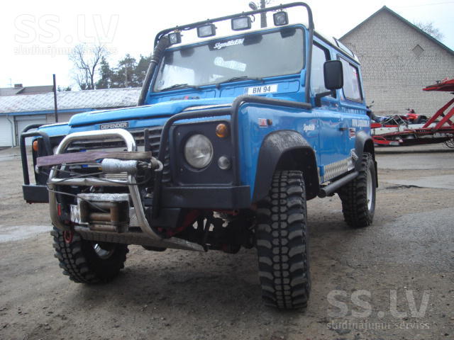 land-rover-defender-1_800.jpg