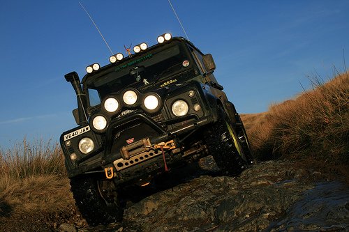 Land-Rover-Defender-Td5-Owners-Manual.jpg