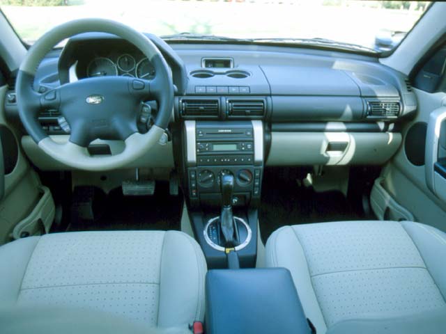 Land-Rover-Freelander-Interior-left-Hand.jpg