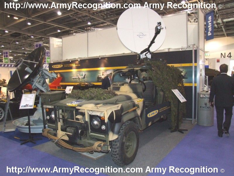 Land_Rover_with_satellit_Lola_DSEI_2007_UK_London_001.jpg