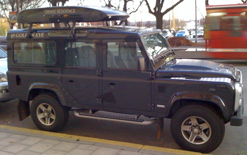 landrover_defender_60_angle_side.jpg