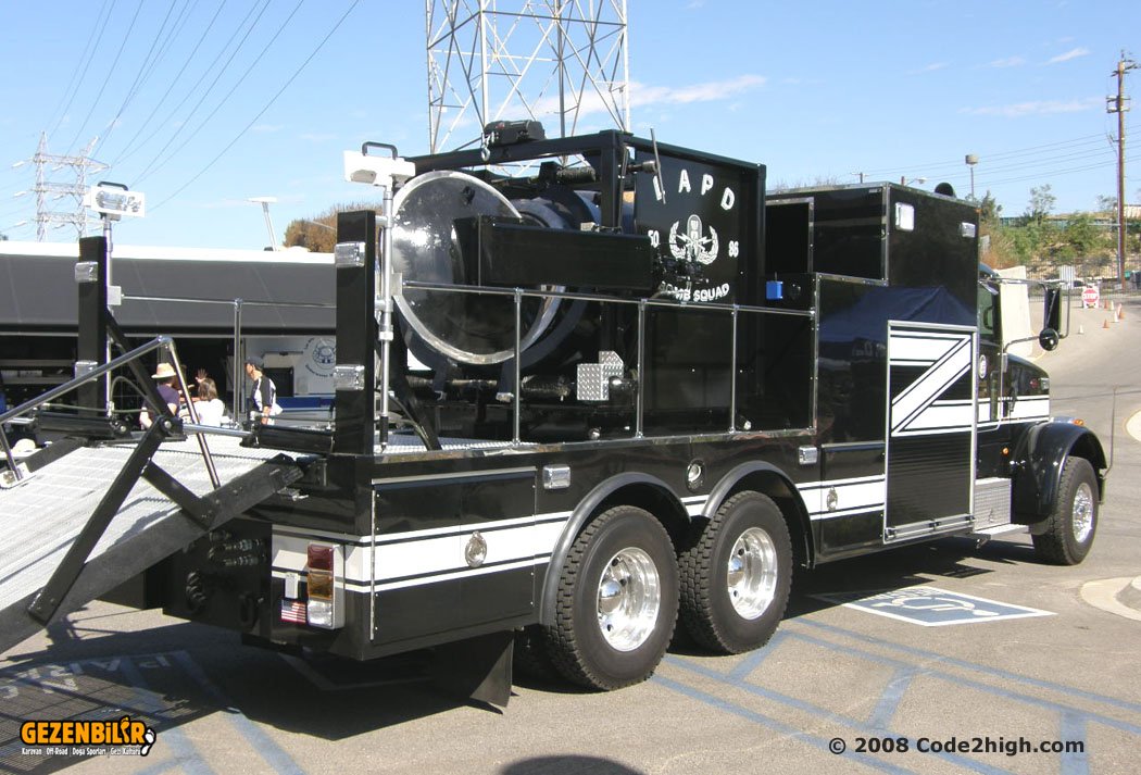 lapd_bombsquad_12.jpg
