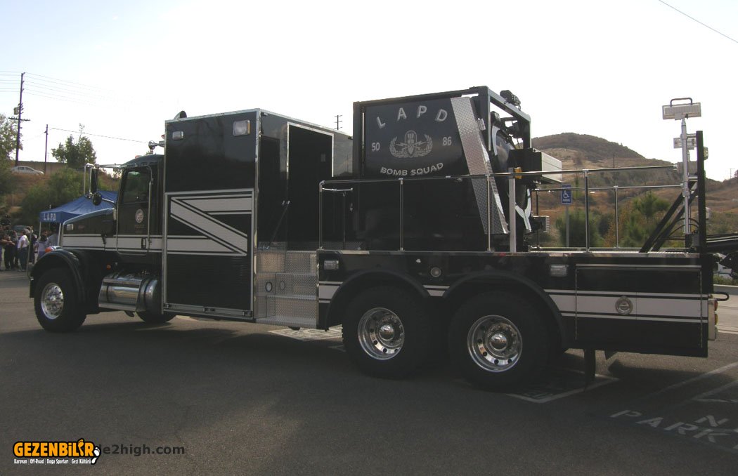 lapd_bombsquad_13.jpg