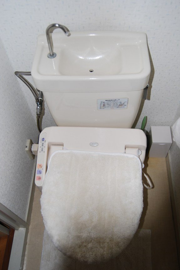 lavabo rezervuar.jpg