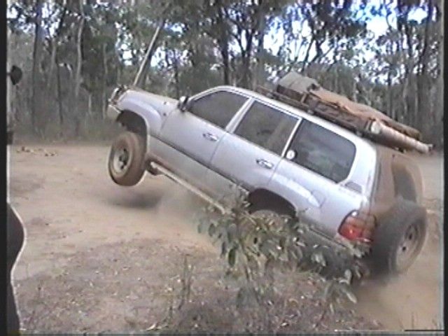 LC100frontair.jpg
