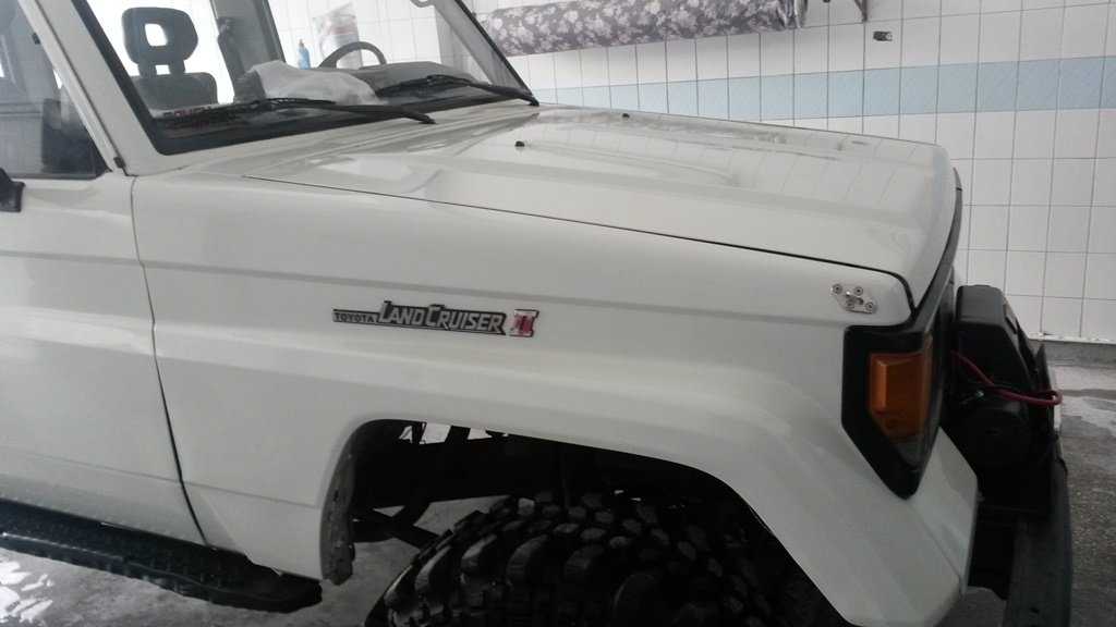 lc70-11.jpg lc70-11.jpg