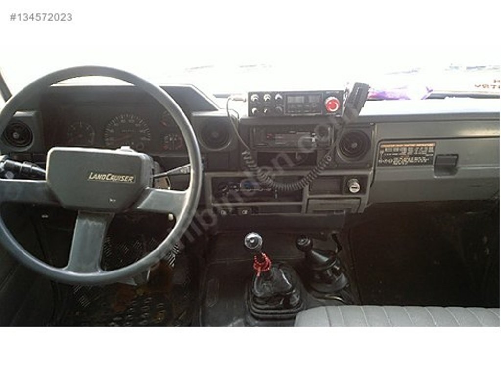 lc70-44.jpg lc70-44.jpg