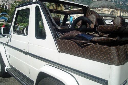 Louis-Vuitton-jeep-for-web-500x333.jpg