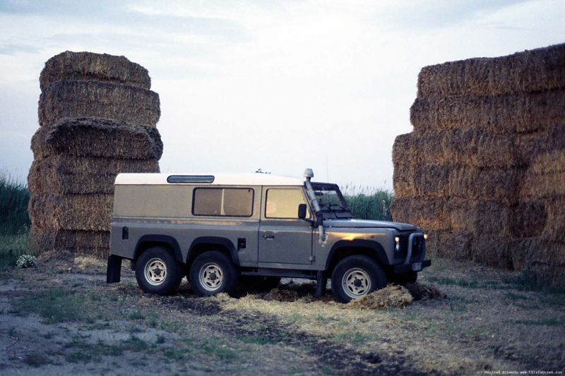 lr-hay-2002-4.jpg