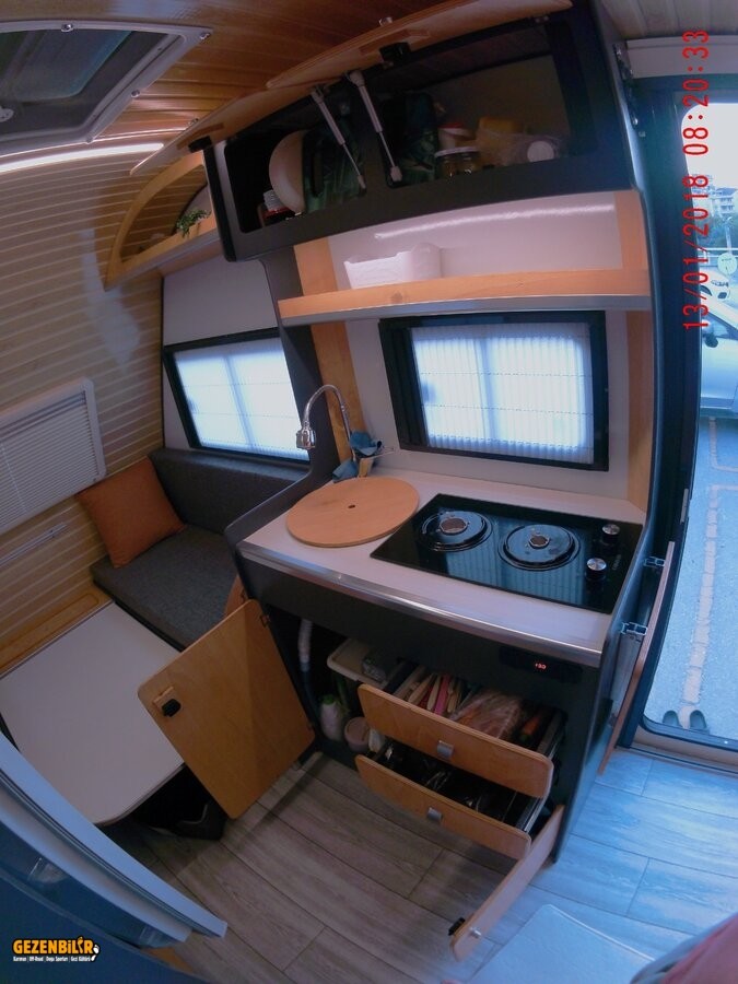 Mutfak kapaklar açık.jpeg