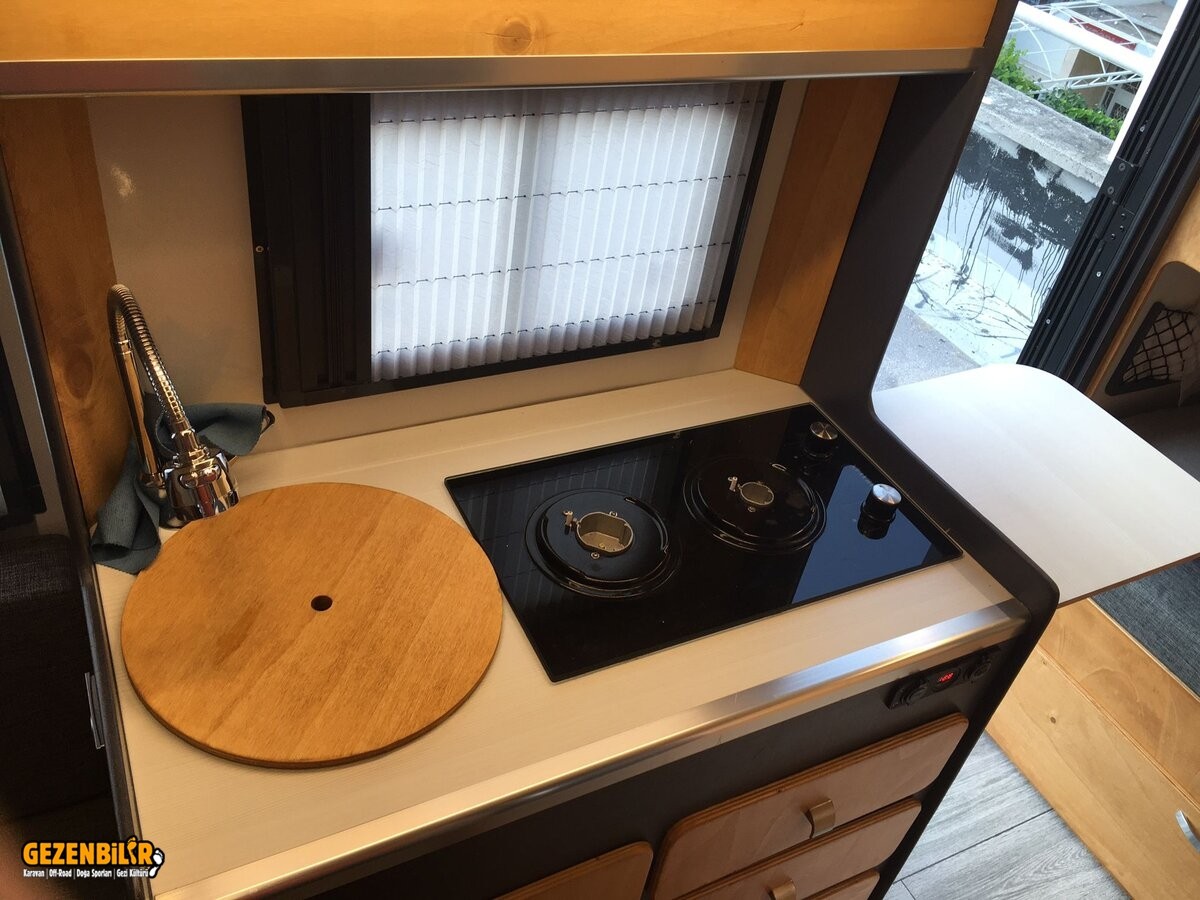 Mutfak lavabo kapalı ek tezgah açık.jpeg