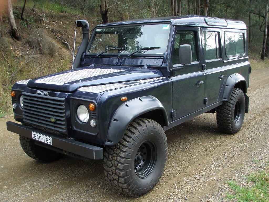 mylandroverdefender014.jpg