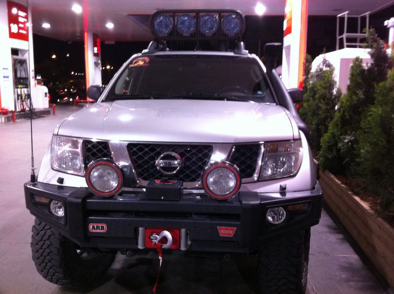 NAVARA OFF-ROAD 002.jpg