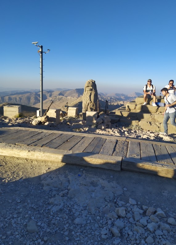 nemrut yürüyüş yolu 1.jpg