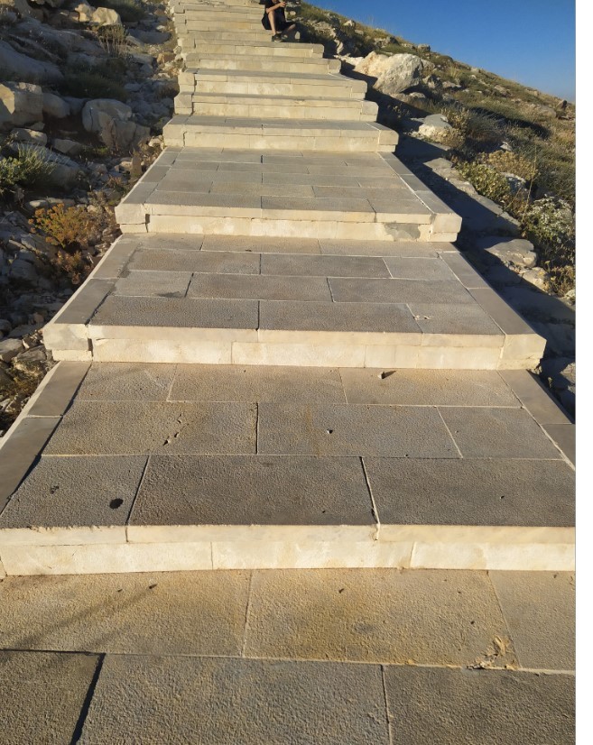 nemrut yürüyüs yolu 2.jpg