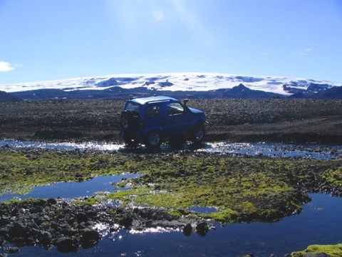 offroading-suzuki-jimny-iceland-8.jpg