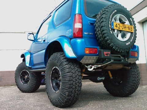 offroading-suzuki-jimny-iceland-9.jpg