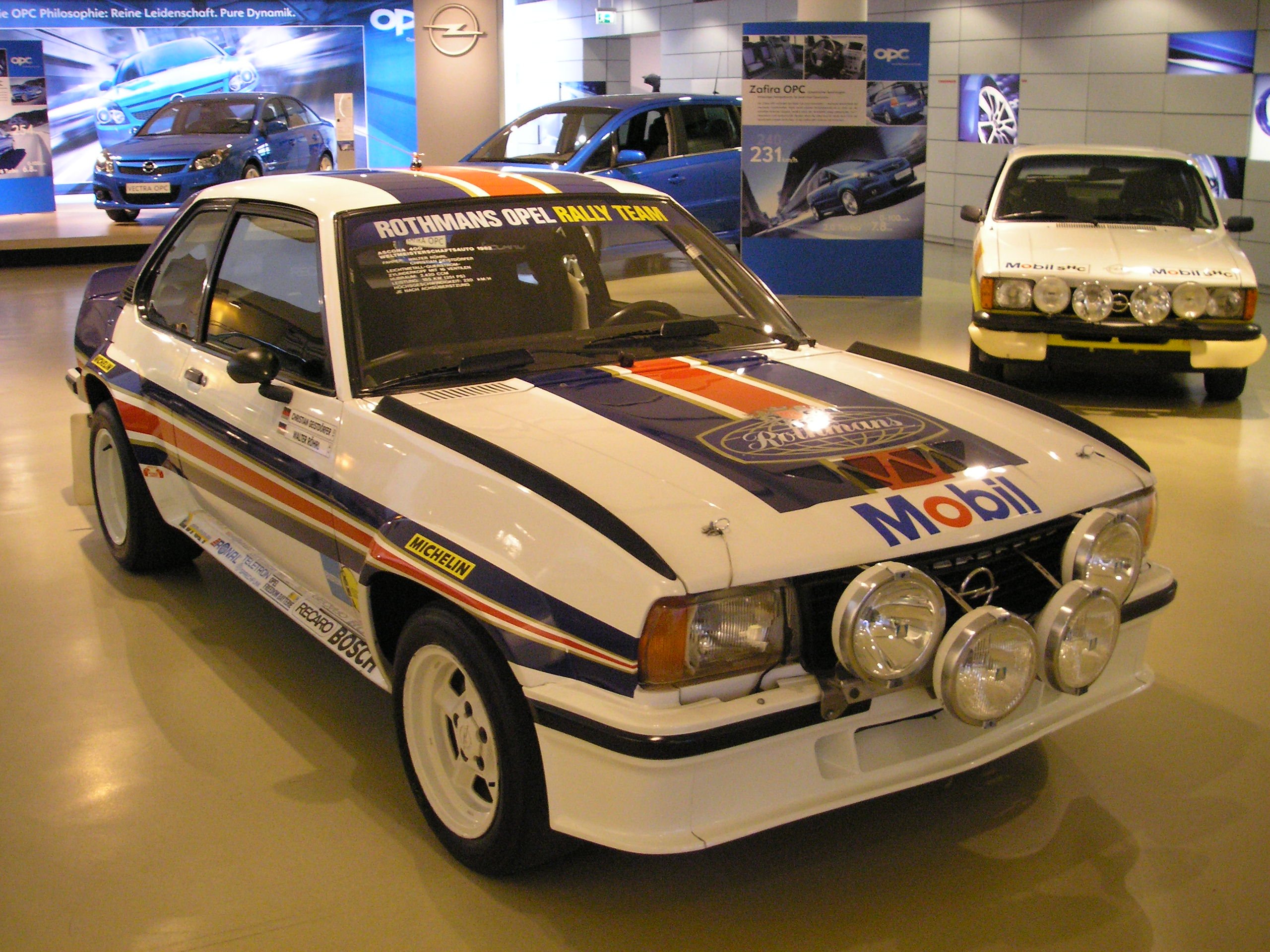 Opel_Ascona_400_a.jpg