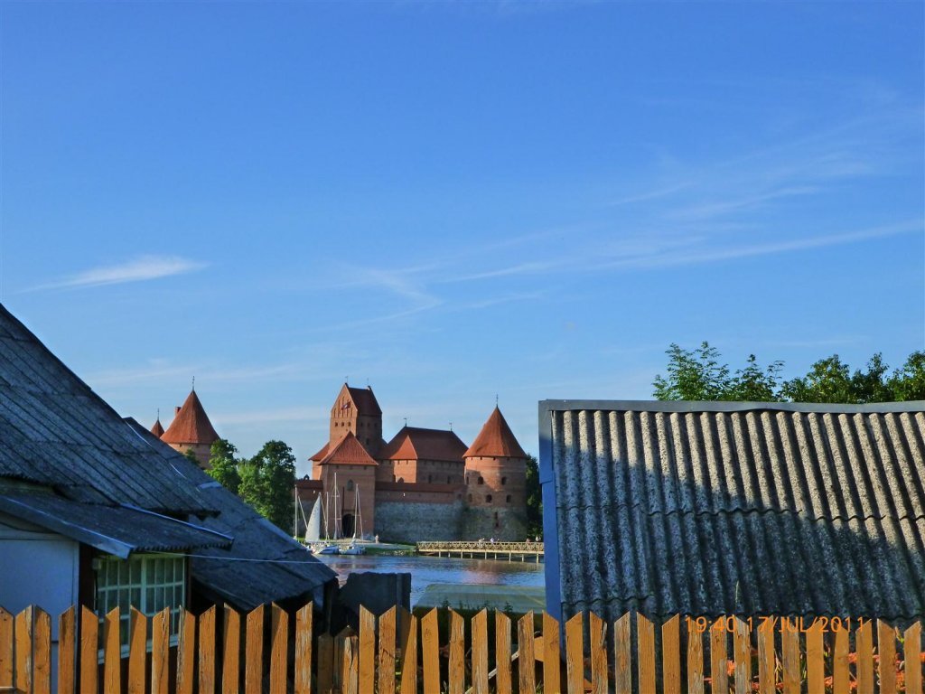 P1000528 (Large).jpg