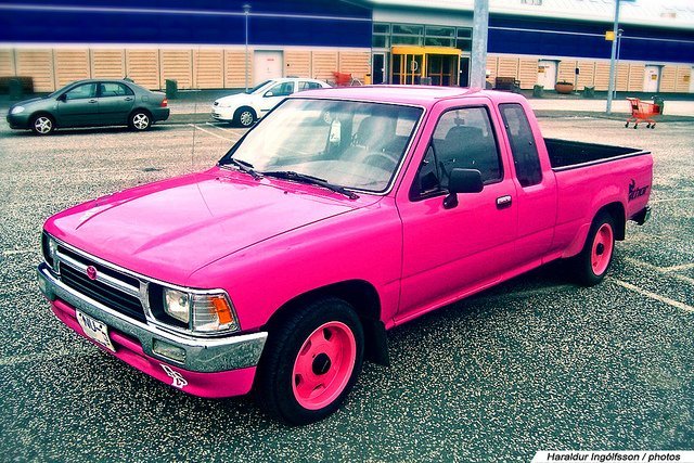 pink hilux.jpg