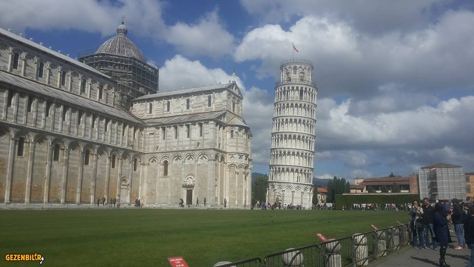 pisa1.jpg