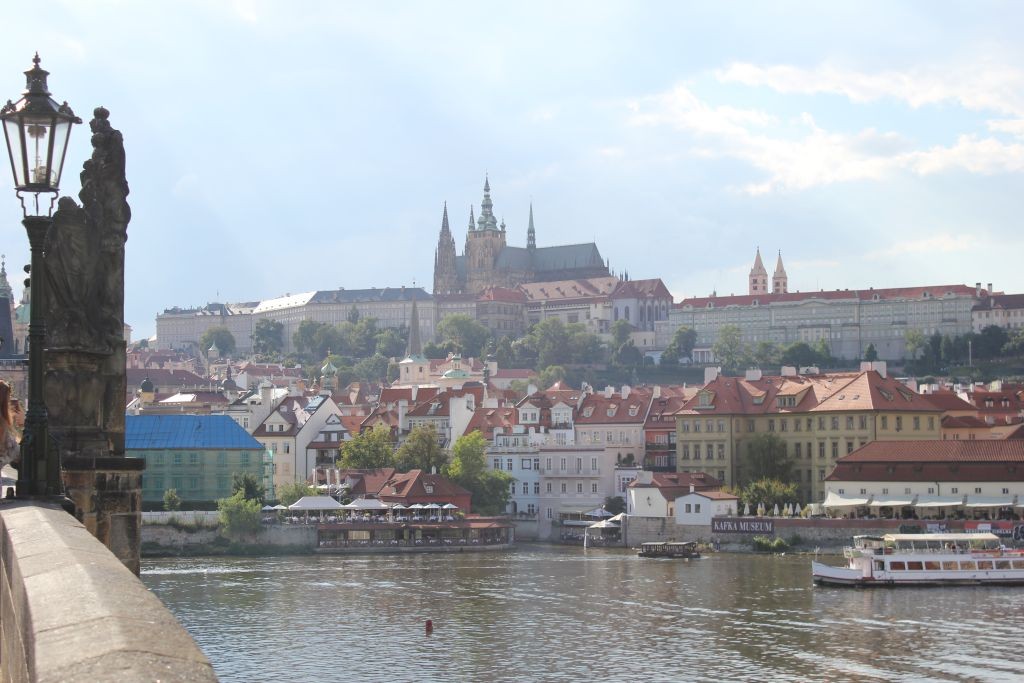 prag05.jpg