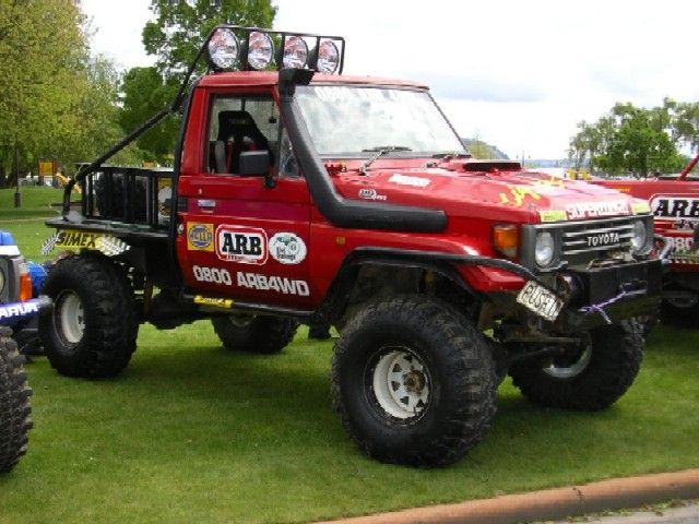 redtoyota75.jpg