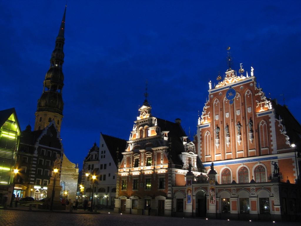 Riga_gece.jpg