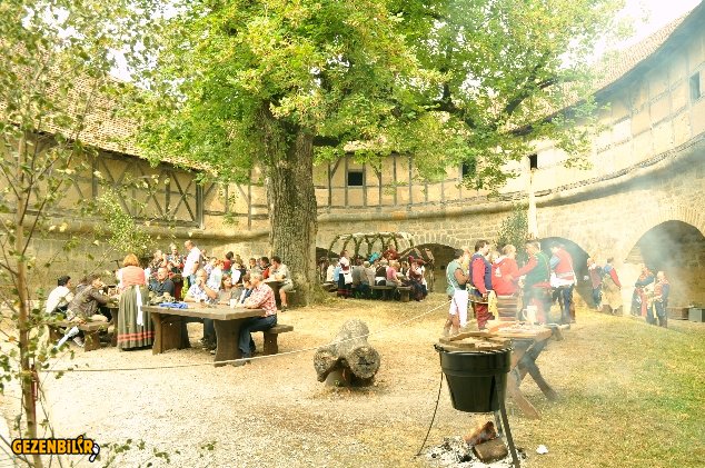 Rothenburg ortaçağda yaşam.jpg