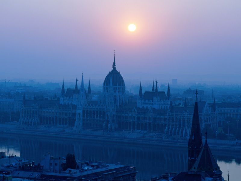 S 00055 Houses of Parliament, Budapest, Hungary.jpg