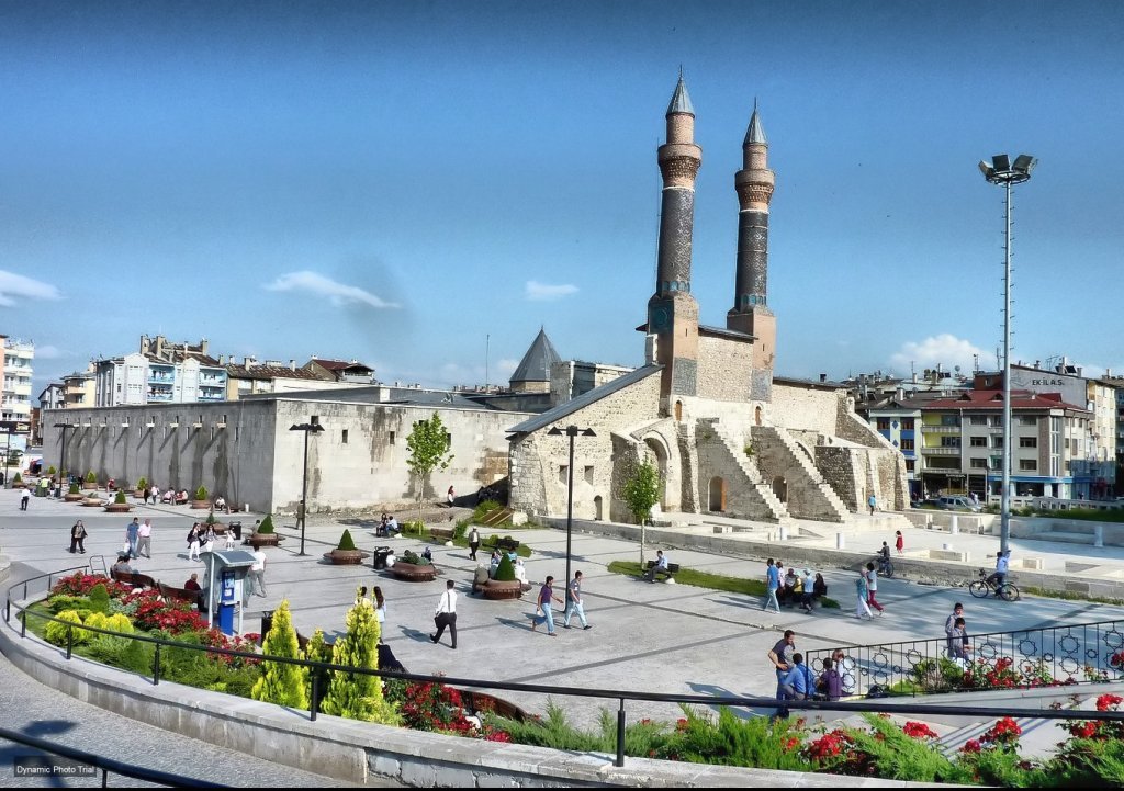 sivas-medresesi.jpg