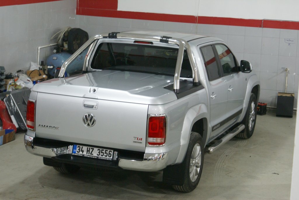 sportlid 2 oem rollbar1.jpg