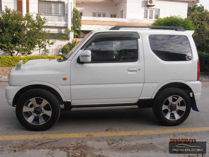 suzuki-jimny-2011-4336530.JPG