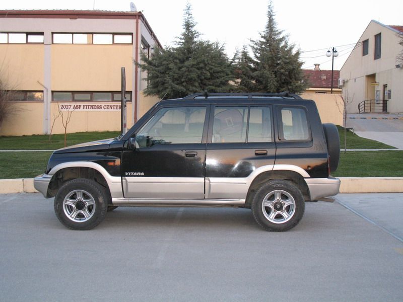 Suzuki-lift-mar2010 004.jpg