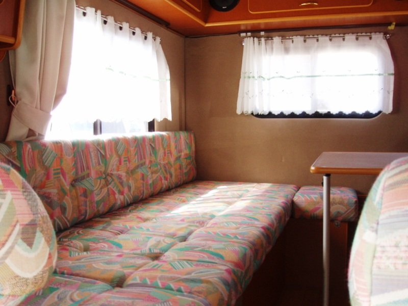 suzuki_cary_camper_3.jpg