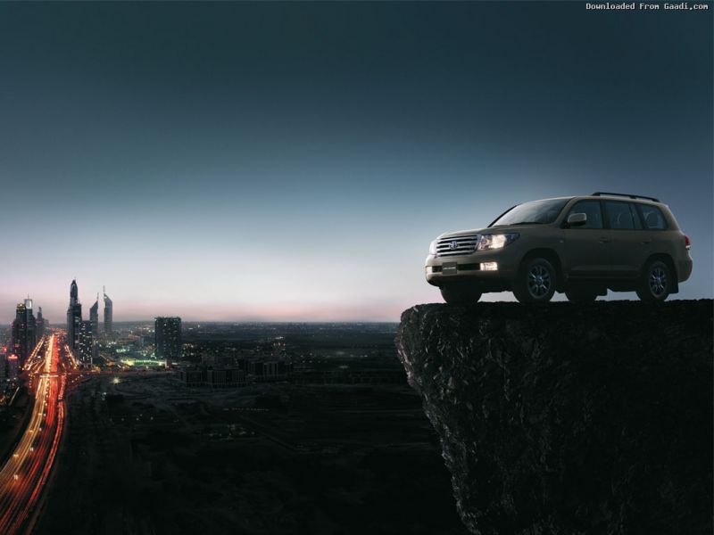 Toyota_Land-Cruiser_wall_629860937.jpg