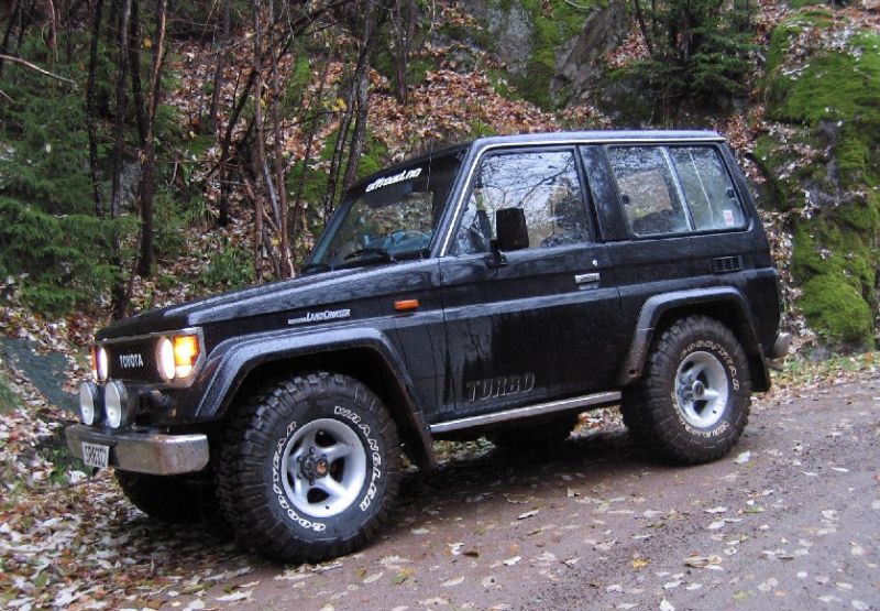 toyota_land_cruiser_18167.jpg