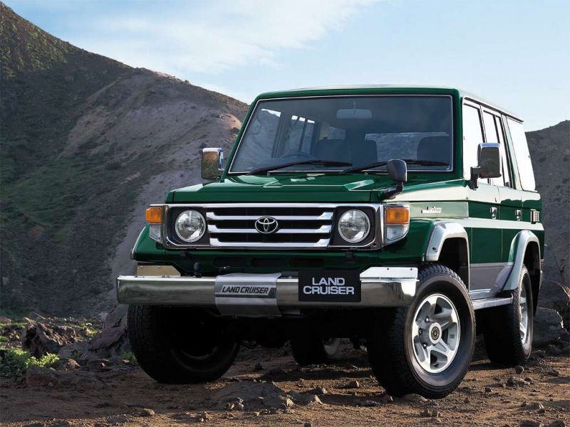 toyota_land_cruiser_20673.jpg