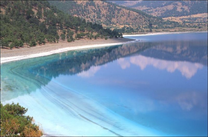 TR Burdur Yesilova Lake Salda Turkey  07.jpg