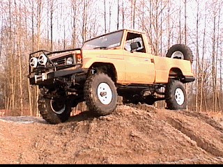 trail-FJ75.jpg