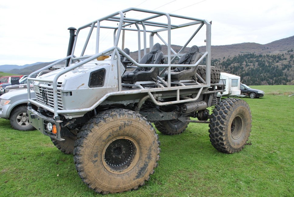 unimog.JPG
