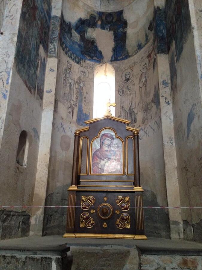 Van Akdamar Klises2.jpg